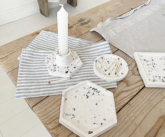 BA9286E8-ACB2-4D06-9D7F-D5539634AFEE