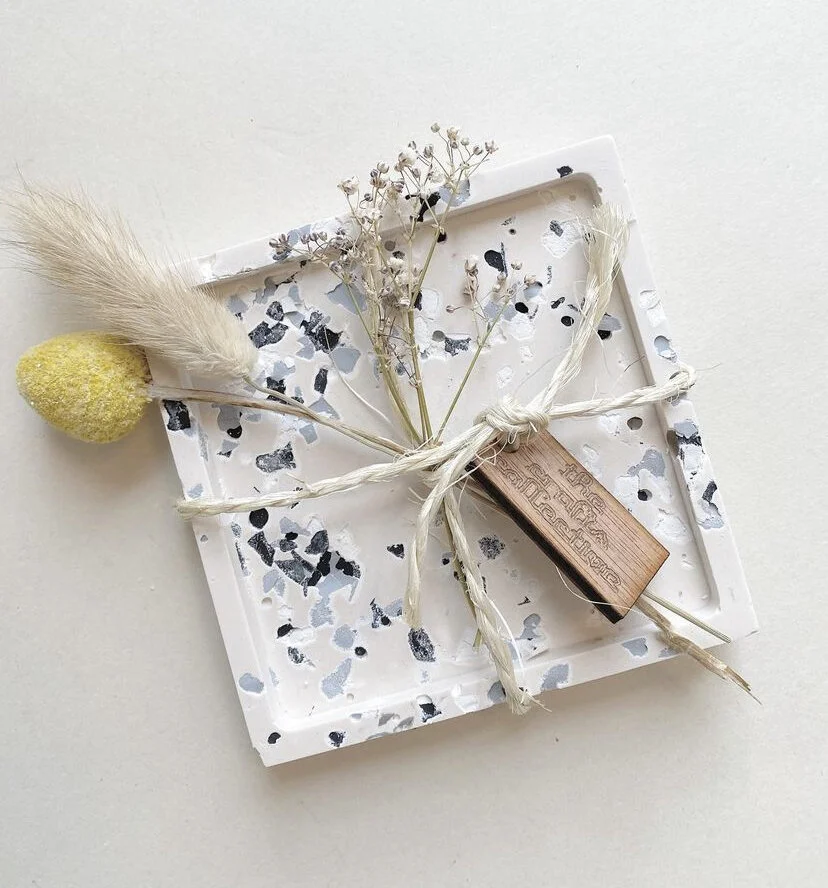 4E5302CA-727A-4A4A-8149-478EF460B416