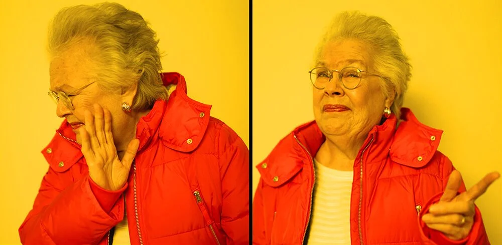 SLING_26586+Social+Grandma+Holiday+Hub_DrakeMeme_FBIG.jpg