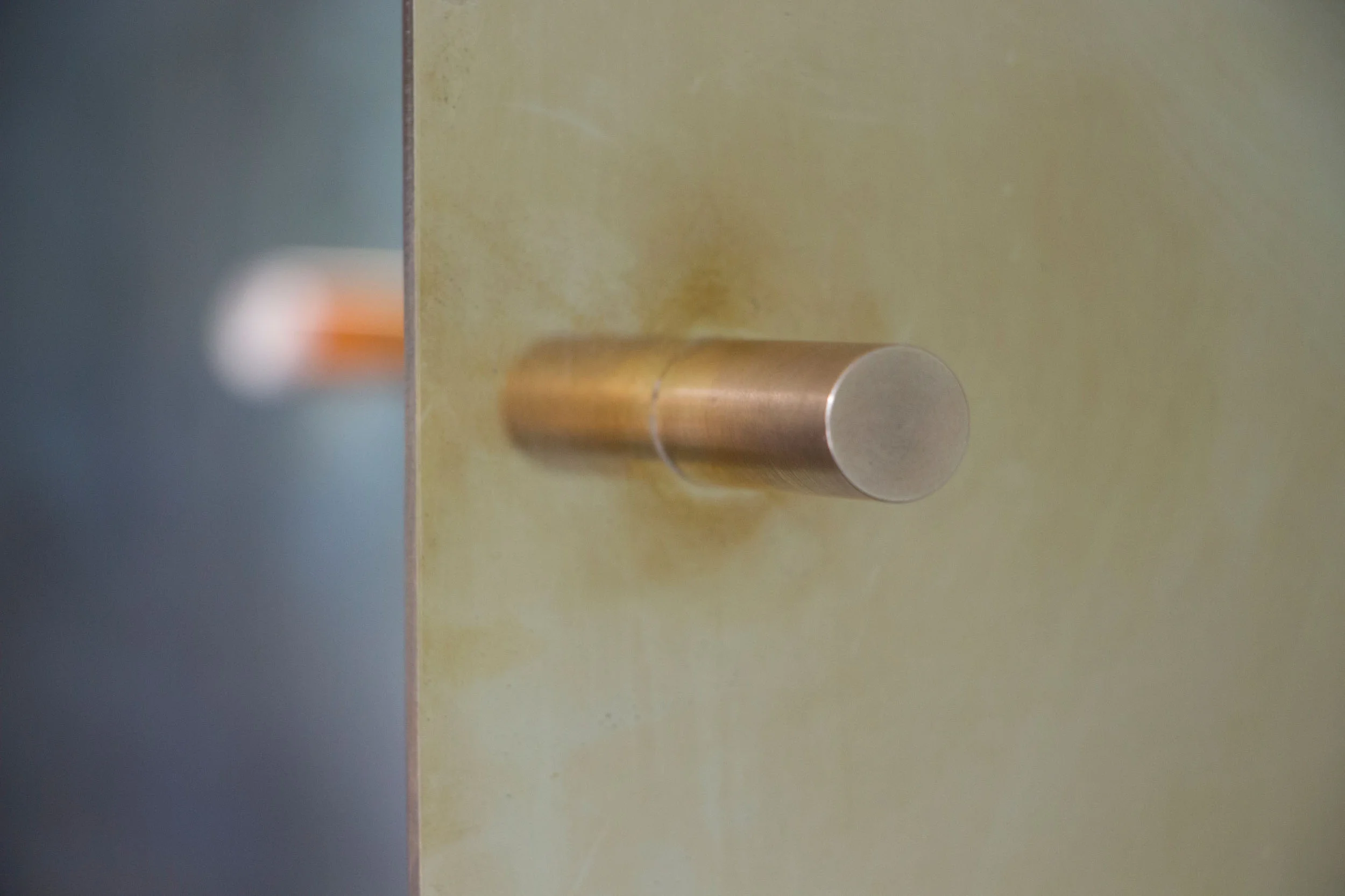 TRIPTYCH HANDLE