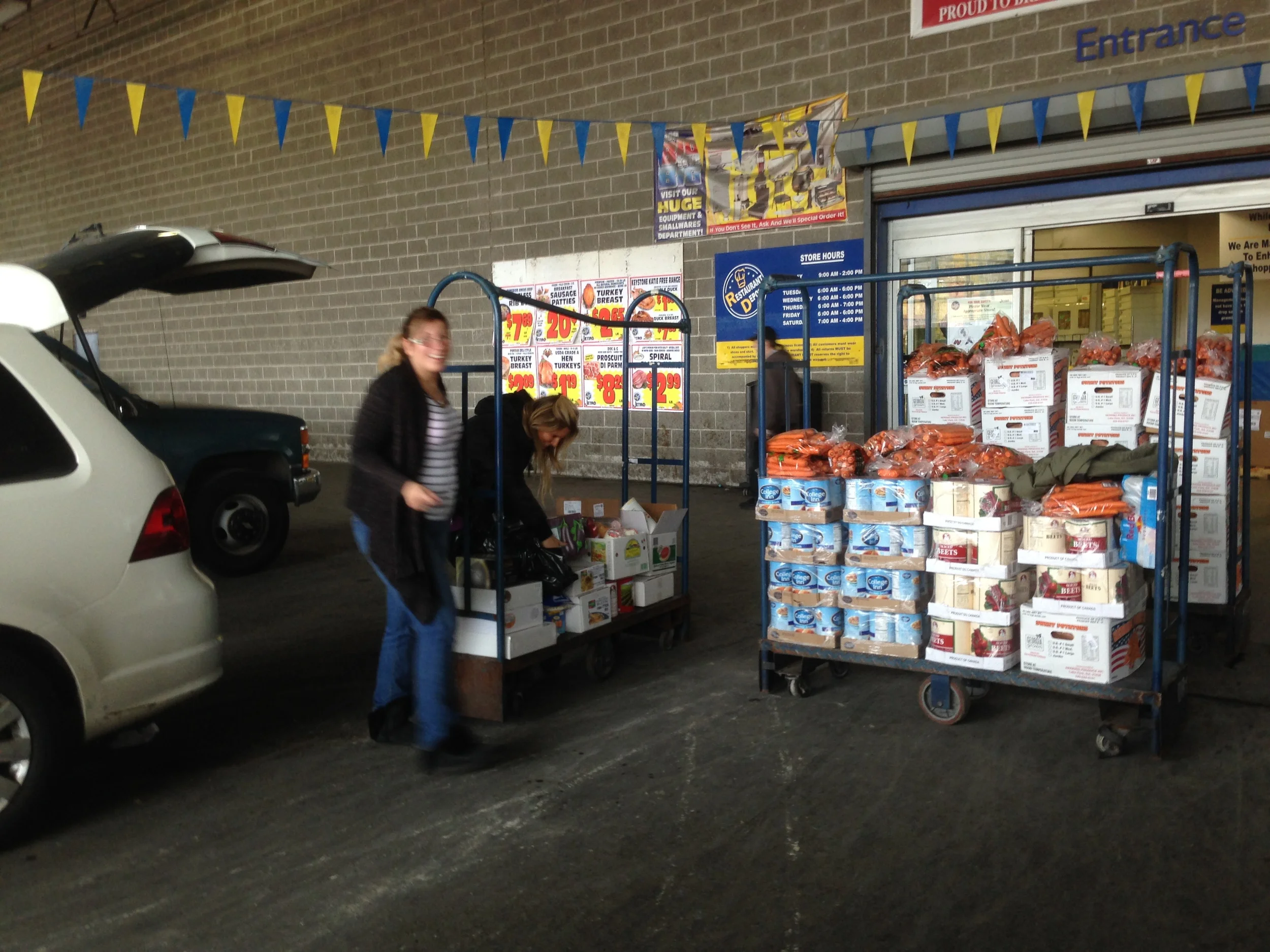 We donated 1,000 pounds of food ahead of the Thanksgiving holiday