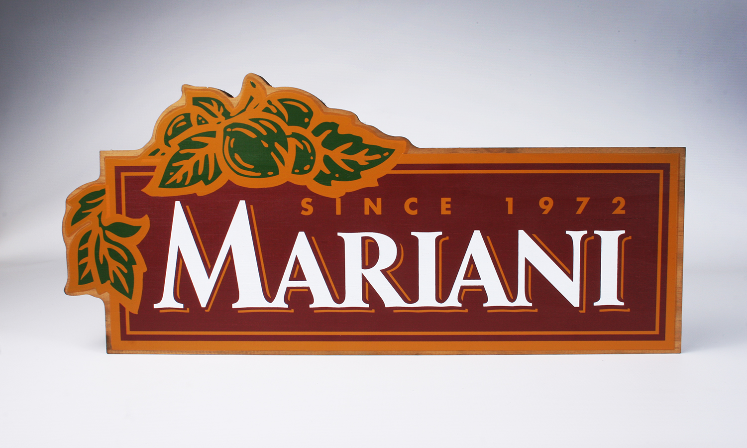 Mariani Nuts Sign