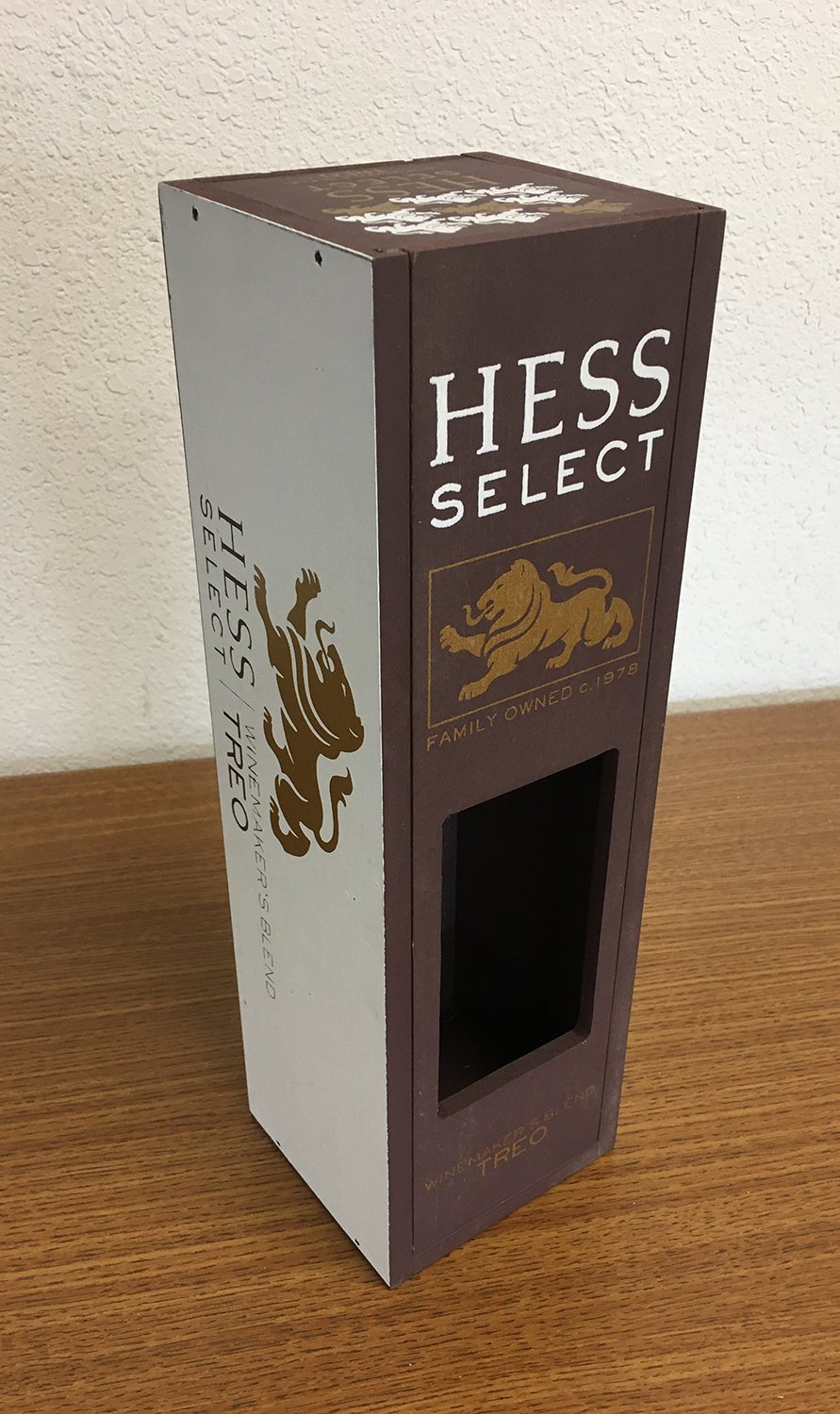 1 btl with cutout window lid.jpg
