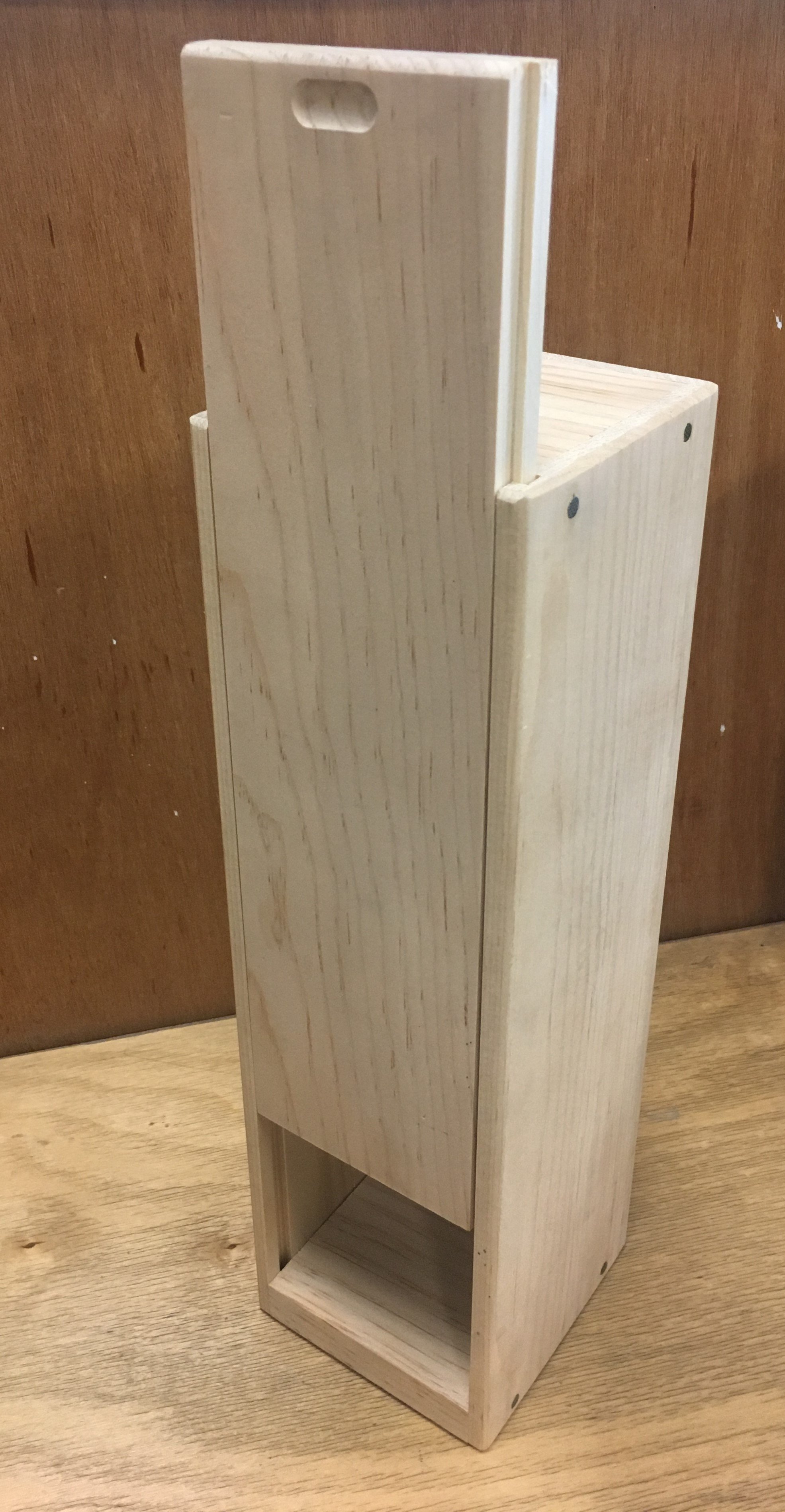 1 btl flush lid slide.jpg