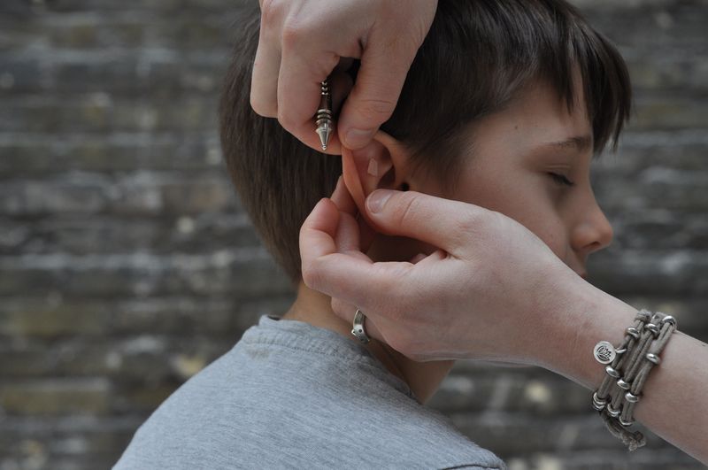 ACUPRESSURE POINT WITH STICKER