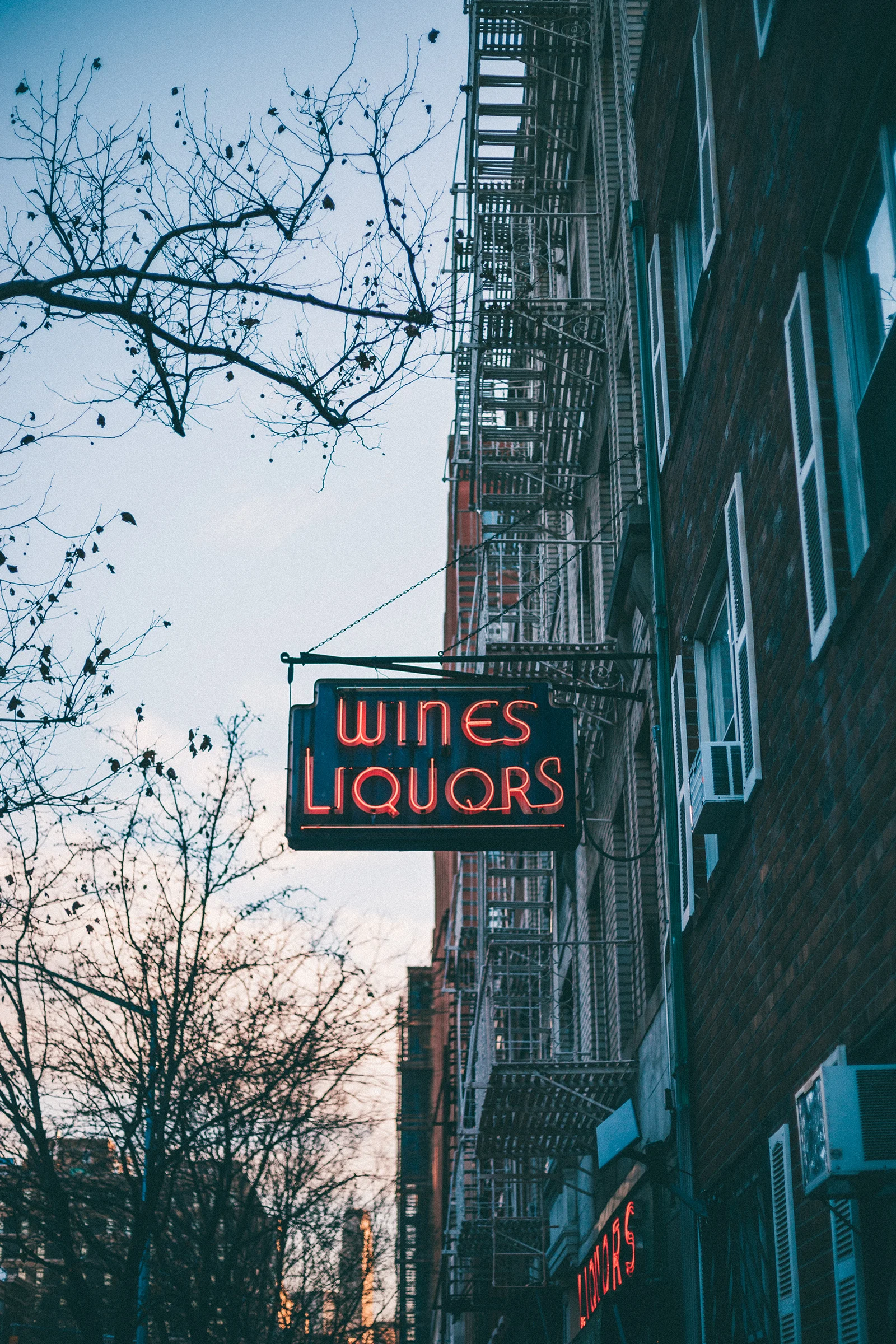 Retro Neon Sign / Storefront / New York Travel Photography / Kelly Fiance Creative