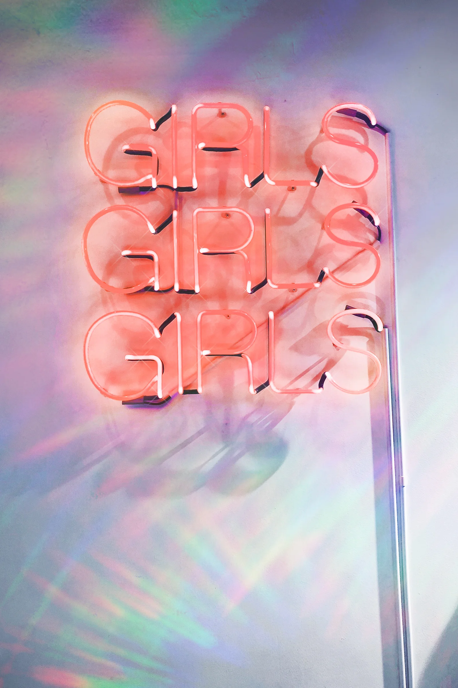 Retro Neon Sign / Feminism Girls / Rainbow Lights / Photography Ideas / Kelly Fiance Creative