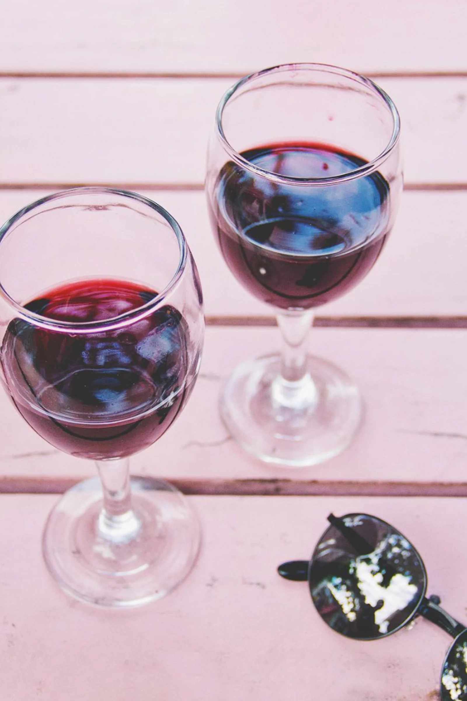 Red Wine / Cheers Happy Hour / Pink Table / Instagram Photo Ideas / Kelly Fiance Creative