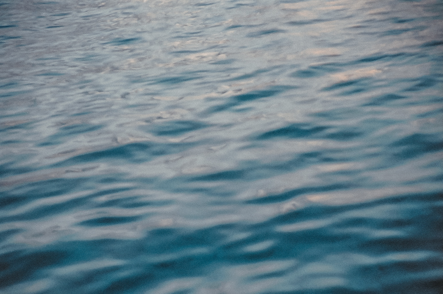 ocean wave texture / tahiti travel photography / film photos / kelly fiance creative