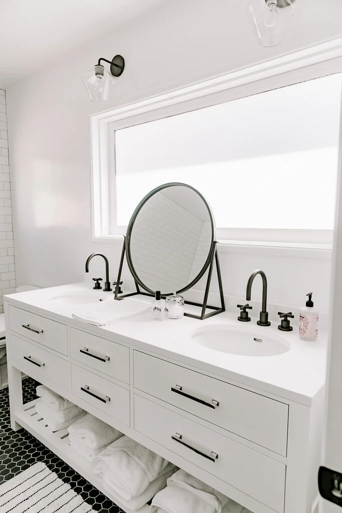 kelly-fiance-home-decor-interior-design-00004.jpg