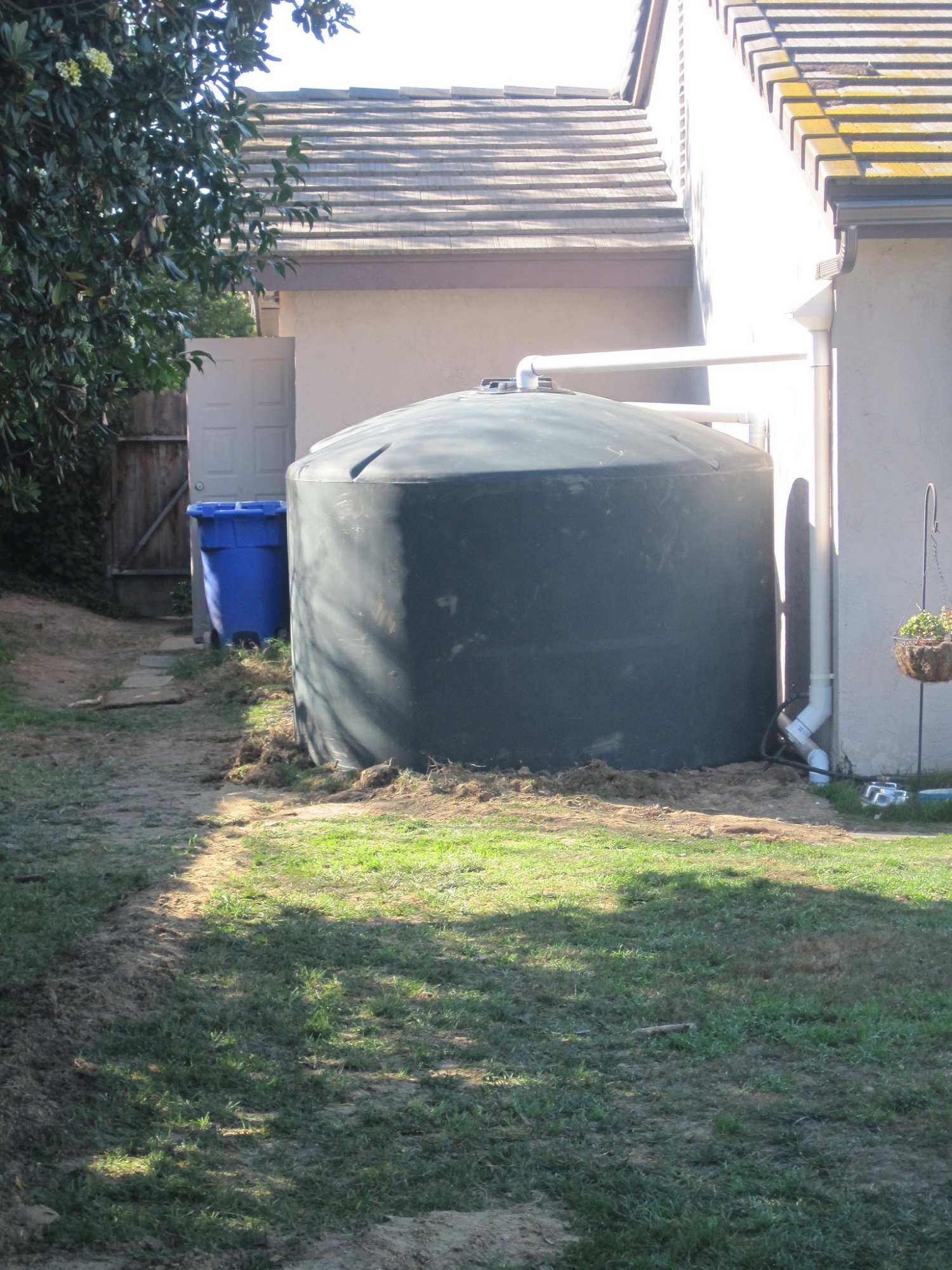 2 x 1500 gallon Rainwater Tanks
