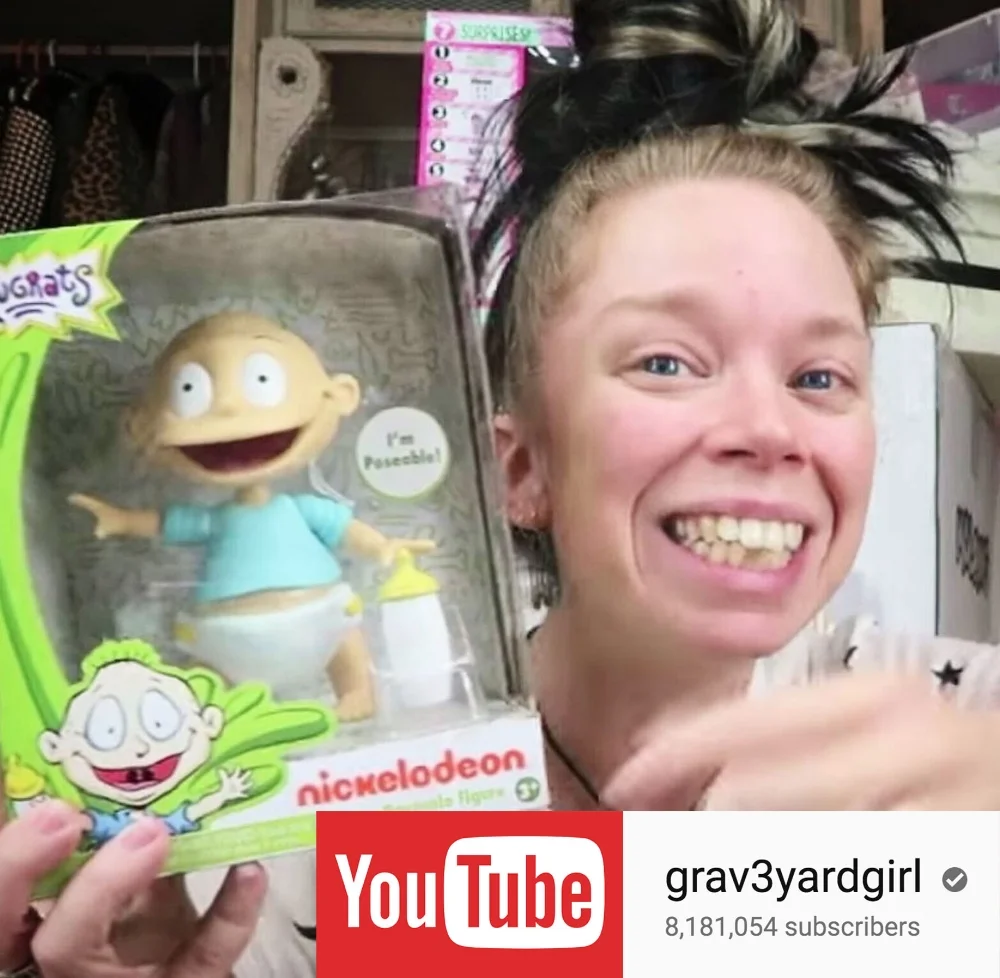 Graveyardgirl.jpg