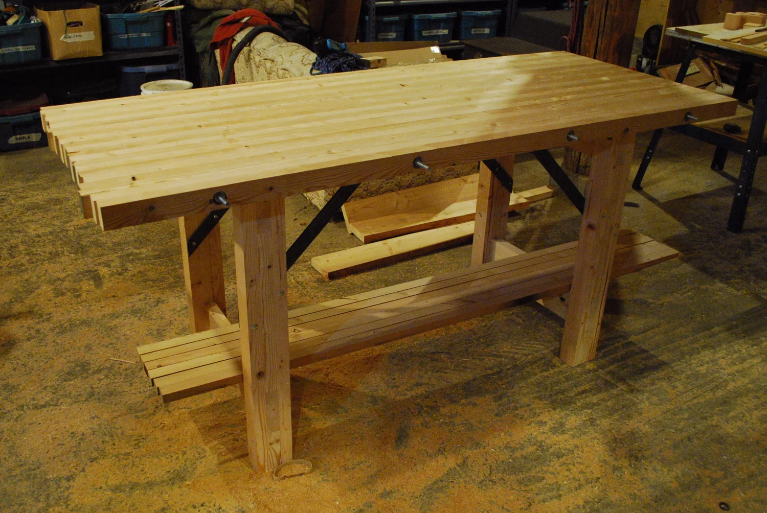 workbench-fabrication.jpg