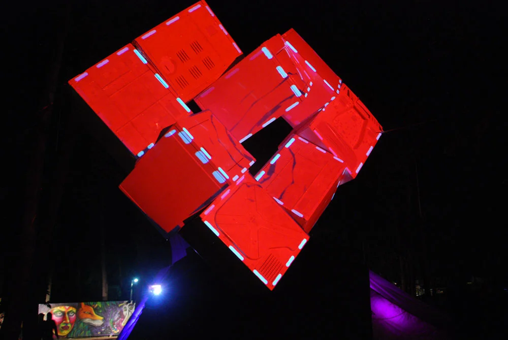 cubist-heart-lit-up-2.jpg