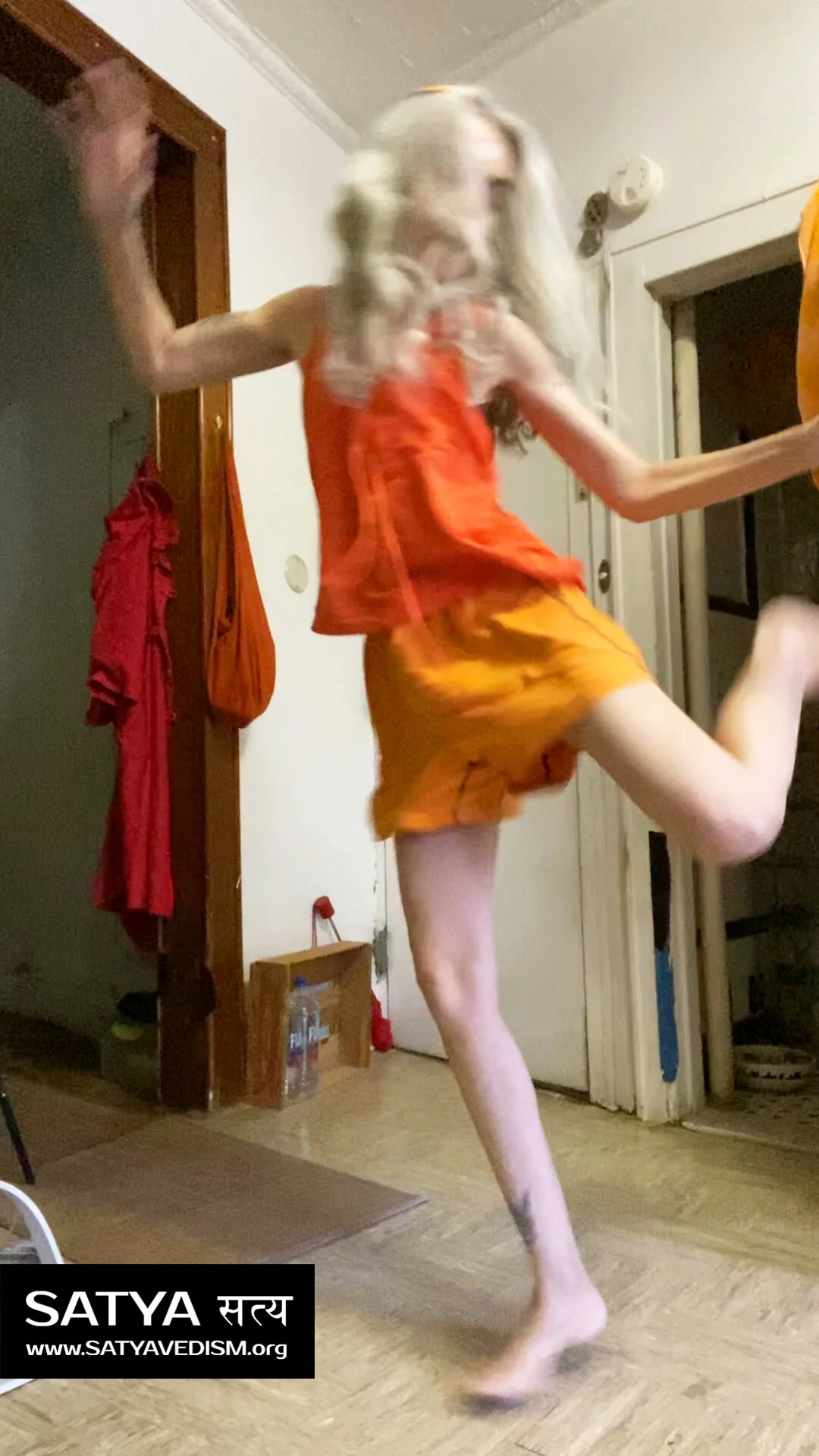 OM_SATYAVATARA_DANCE_003.jpg