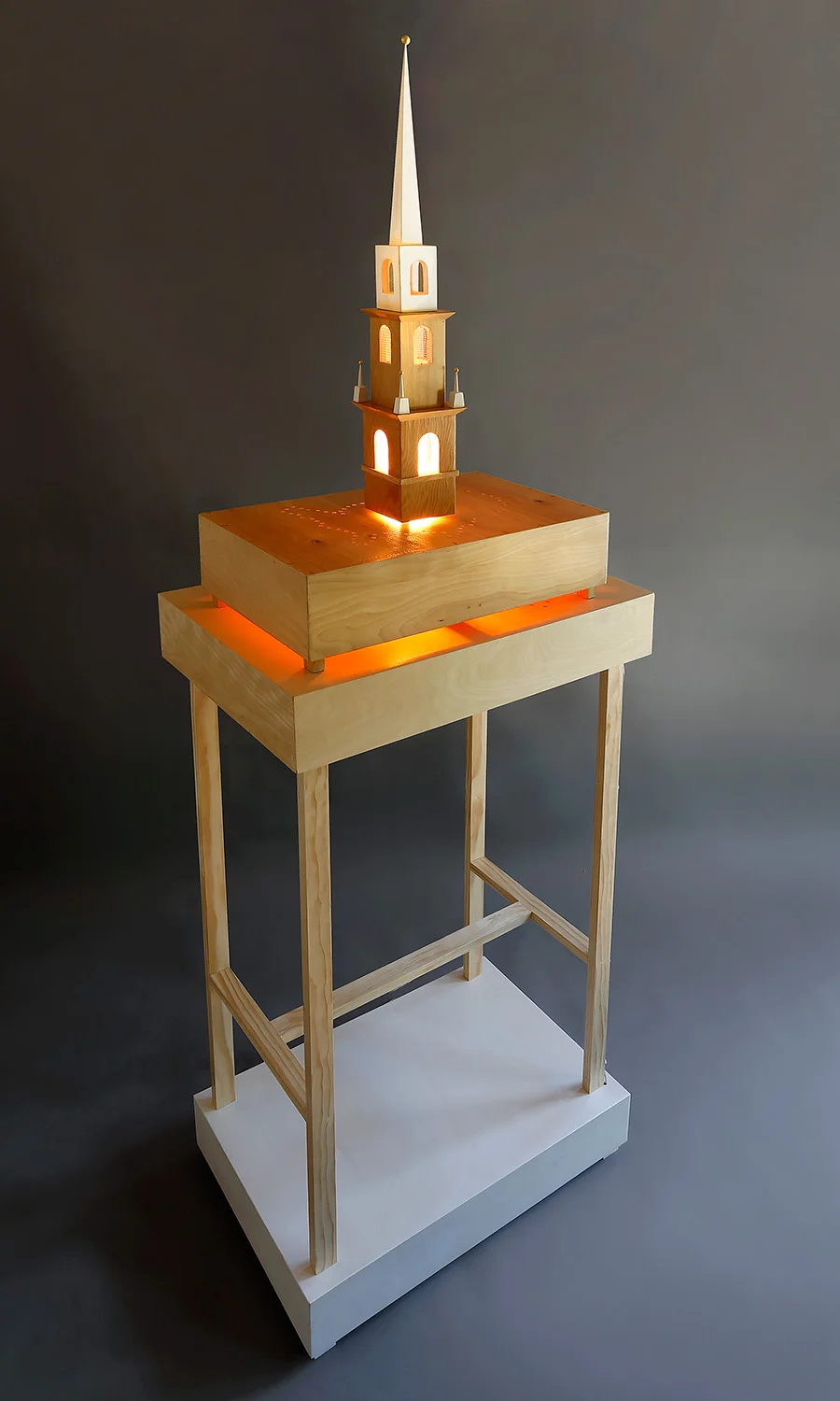 "One If By Land", 2017, 83" h x 24" w x 17" d; wood, gold leaf, paint, plexi rod, LED lights, wire mesh; © Tom Gormally 2017