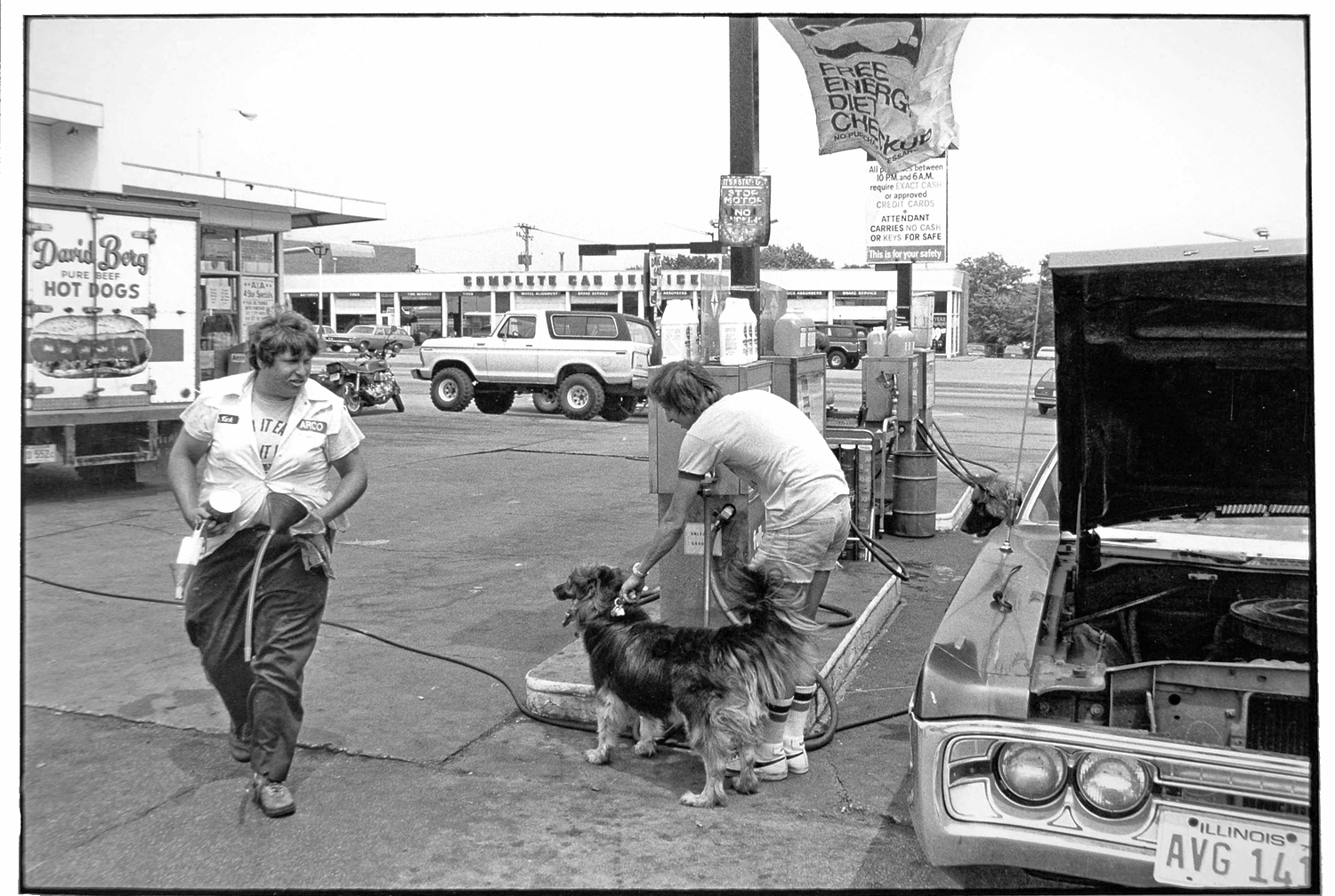 Gas Station-035-2.jpg