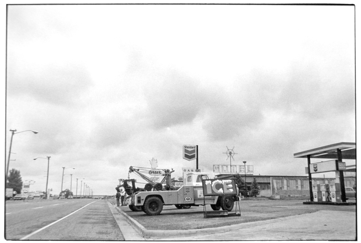 Gas Station-038-2.jpg