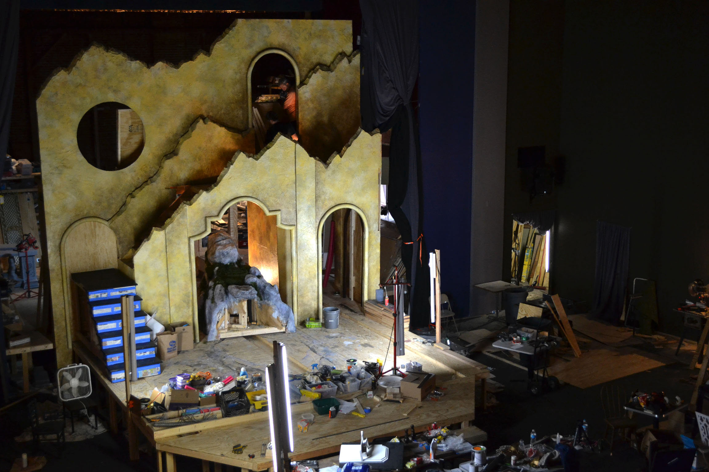 Set Construction in process.