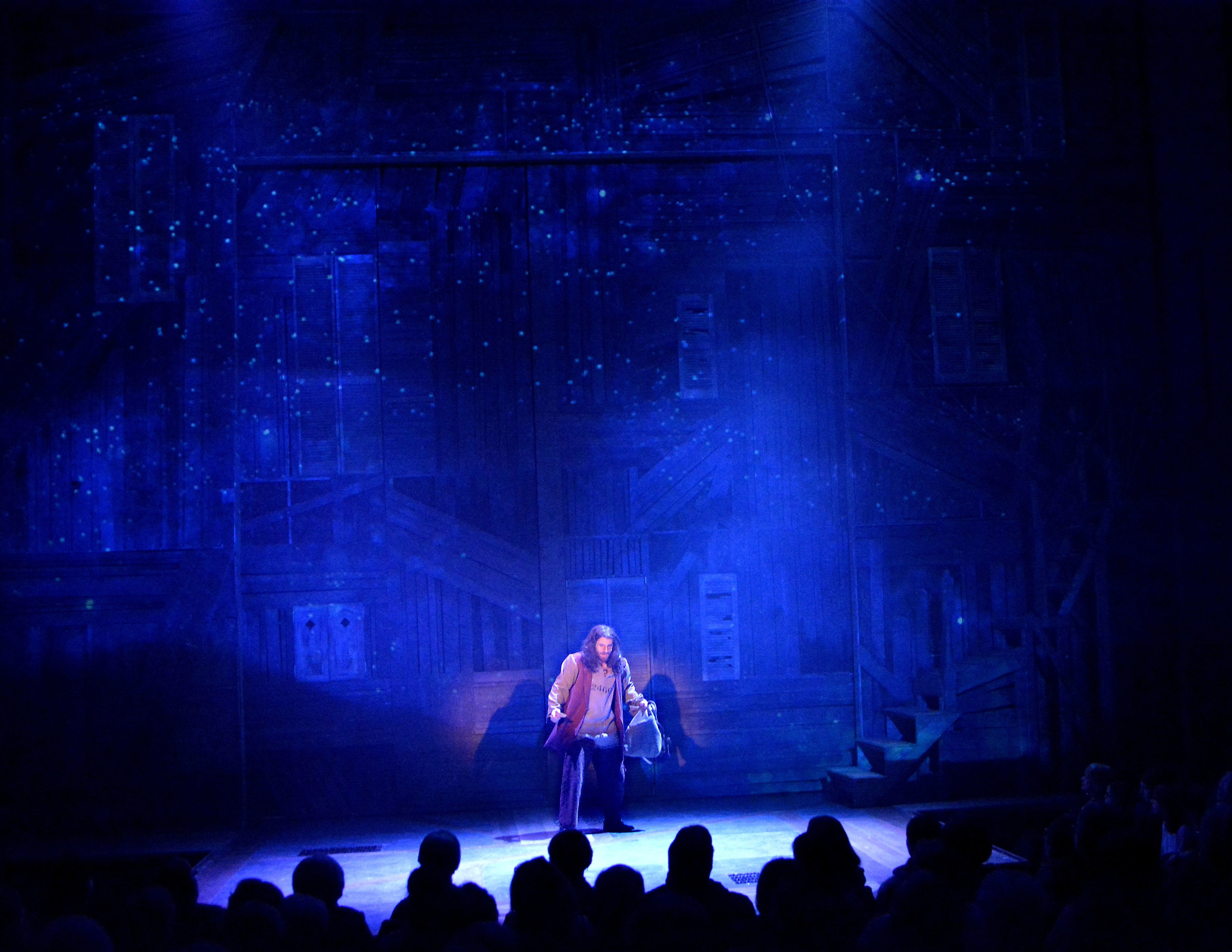 valjean and stars.jpg