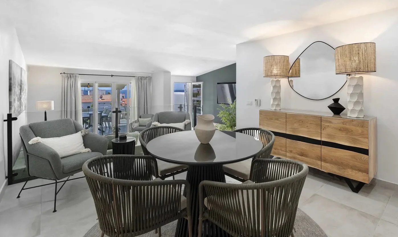 8 Verano Dining to Living.jpg