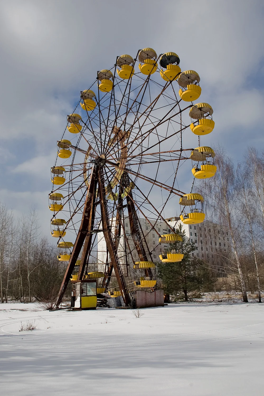 Ferris wheel in the amusement park in central Pripyat, it was to be opened on the May 1st celebrations of 1986. The accident happened five days before.