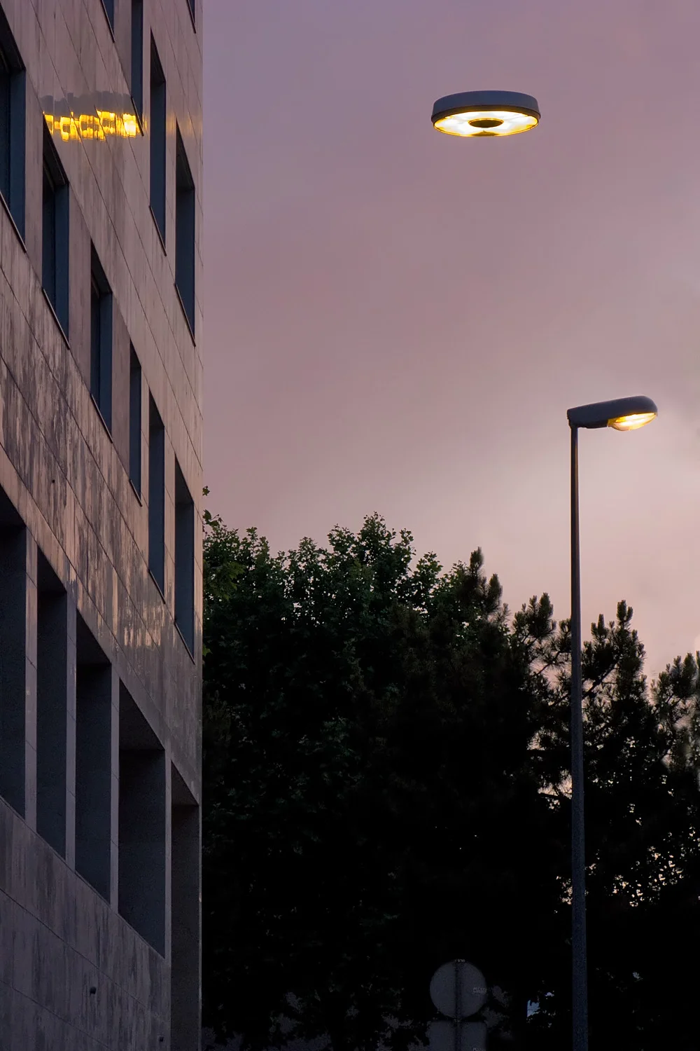 ufo night reflection