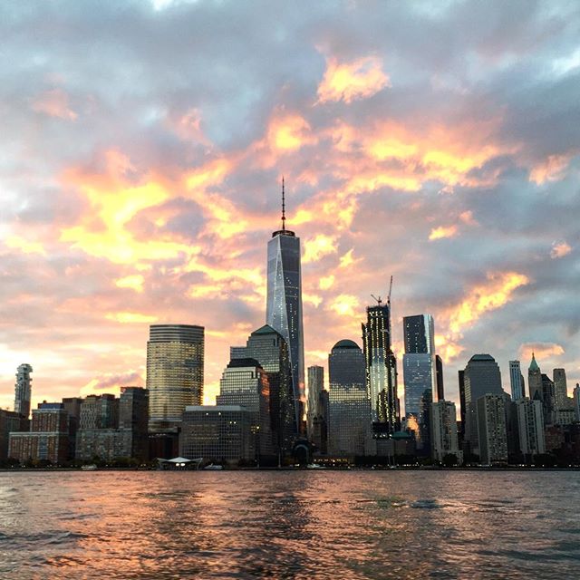 Good morning and goodbye NYC. The big boats are headed offshore and south today. Thanks New York for another incredible charter season. See you in May! #NYC #sunrise #sailing #offshore #beneteau #skyline #manhattan #instanewyork #newyork