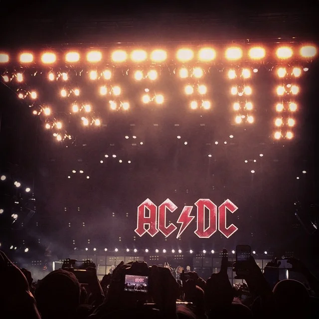 acdc-was-many-kinds-of-amazing-at-coachella2015-i-wanna-go-back-coachella-112365-i-was-definitely-thunderstruck-_17079630918_o.jpg