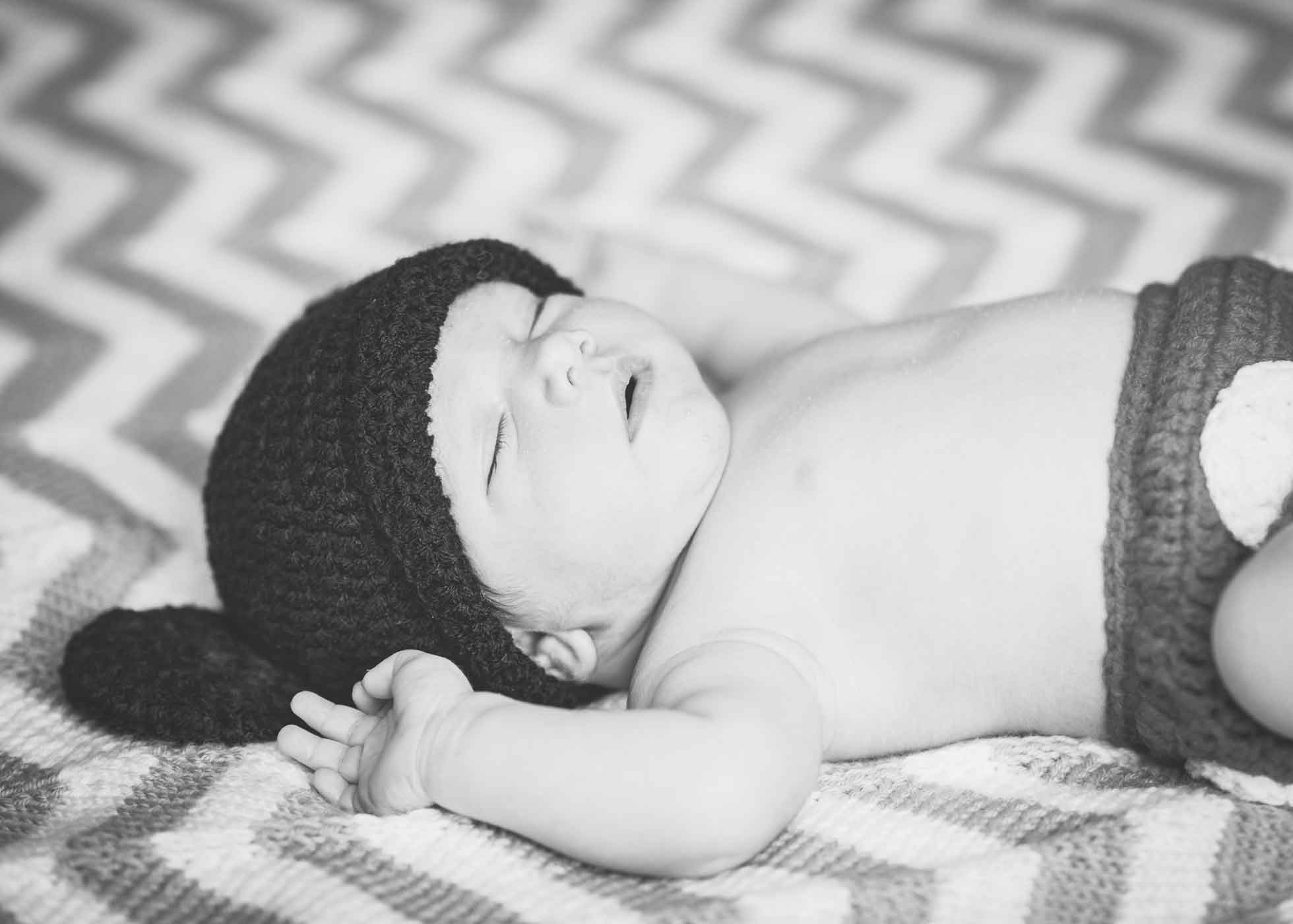 smlBabyAugust-3Weeks-20.jpg
