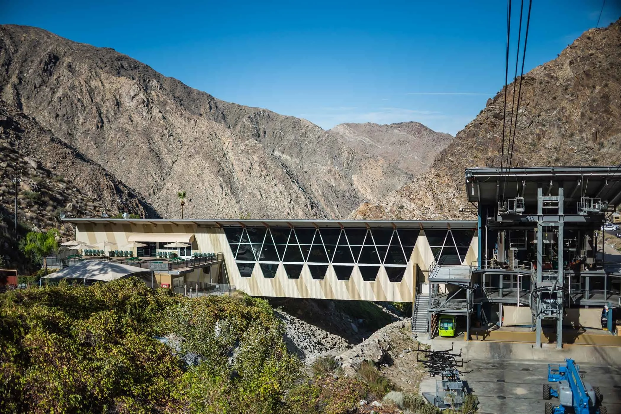 smlPalm-Springs-Aerial-Tramway---Sept-2015-10.jpg