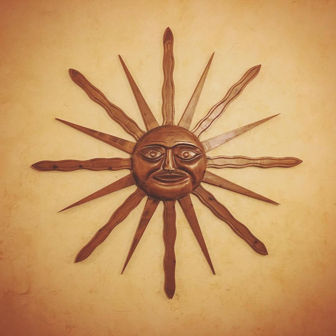 i-want-this-sun-sculpture-he-can-shine-in-my-house-all-day-anytime-woodcarving-at-theeagleinn-santabarbara-351365_23599711369_o.jpg