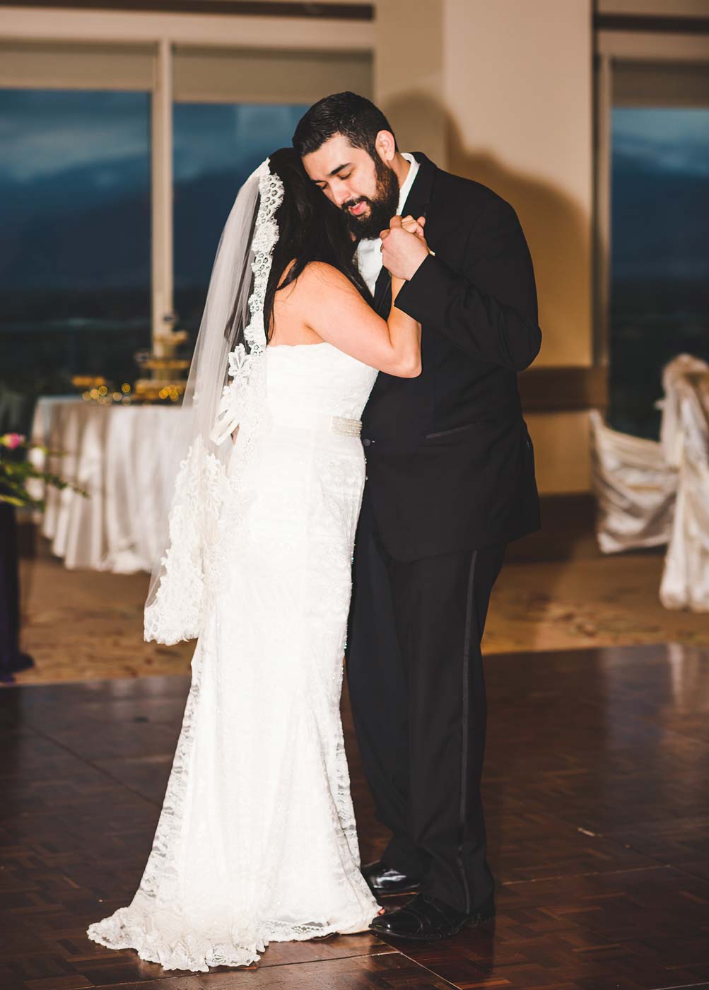 sYolanda-and-Moses---05-First-Dance-Etc-2.jpg