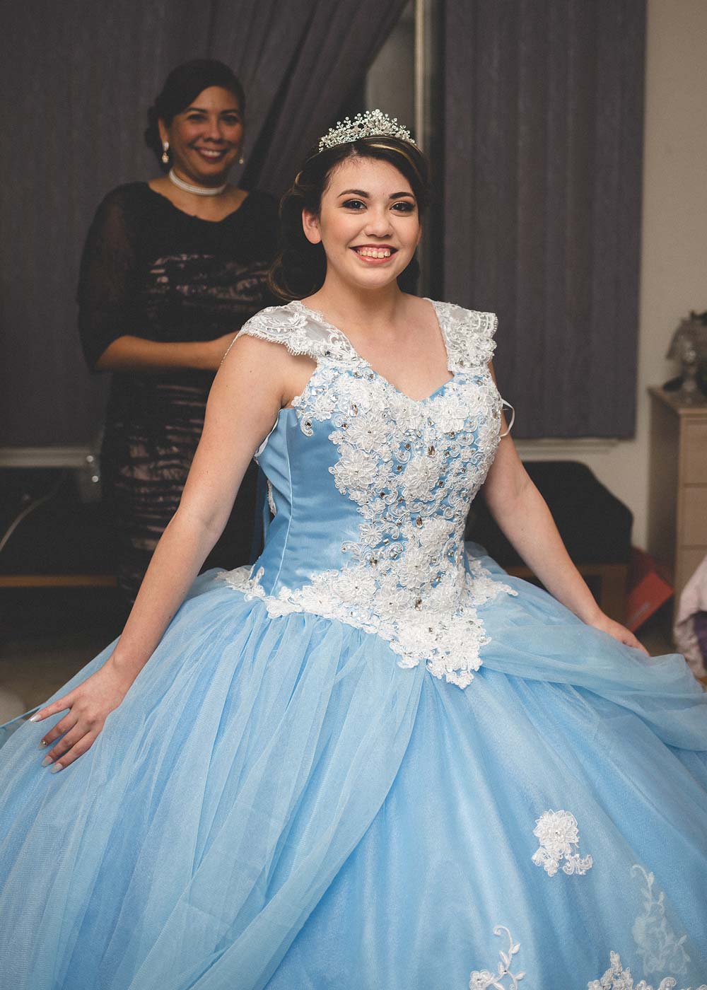 s02-Getting-Ready---Corinne's-Quince!-15.jpg