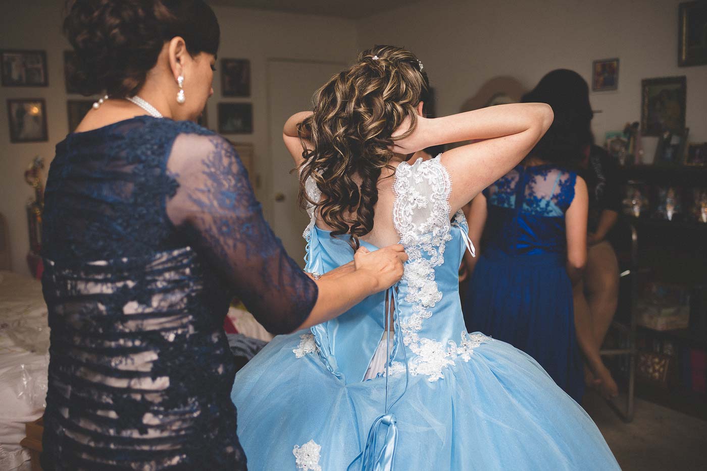s02-Getting-Ready---Corinne's-Quince!-12.jpg