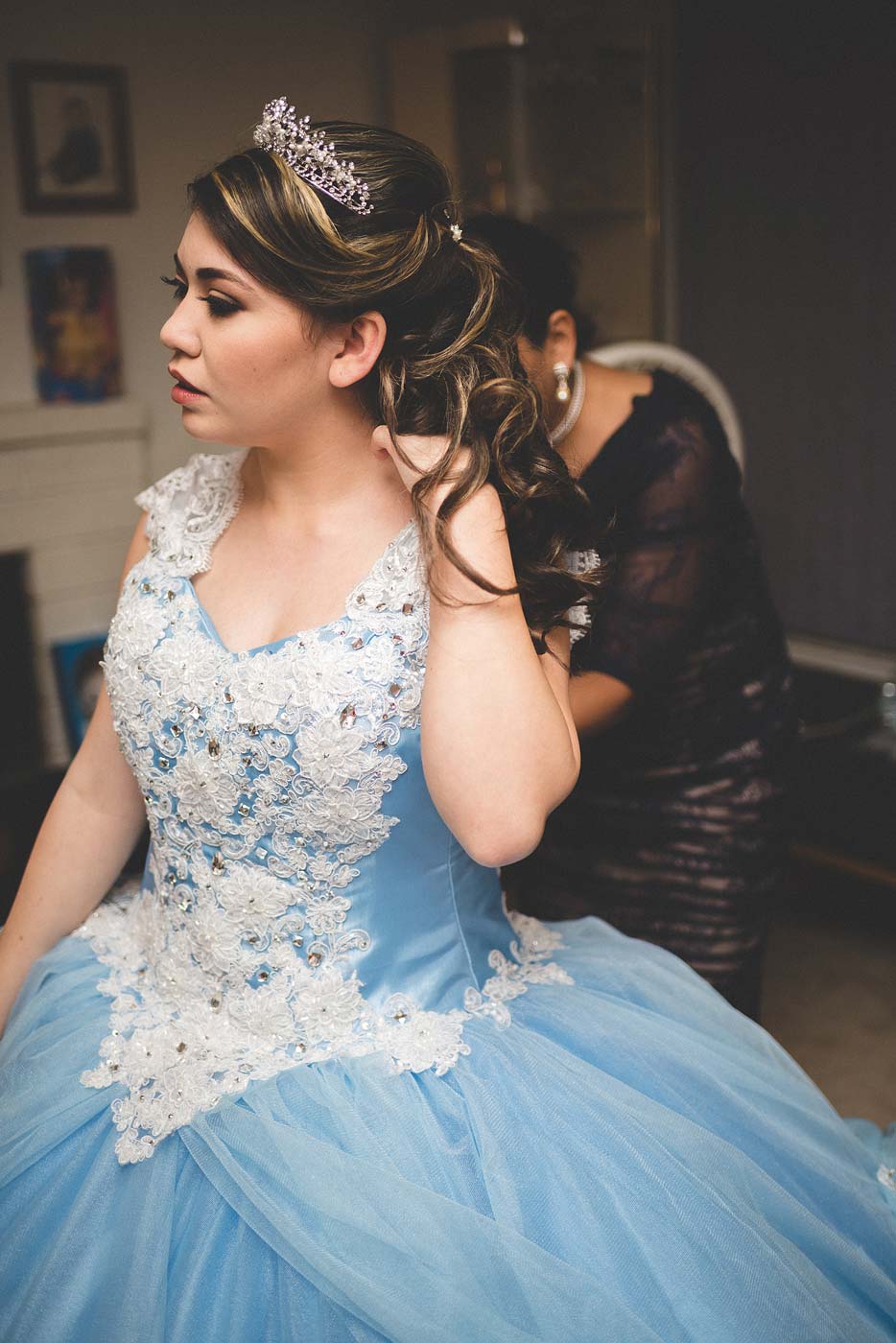 s02-Getting-Ready---Corinne's-Quince!-21.jpg