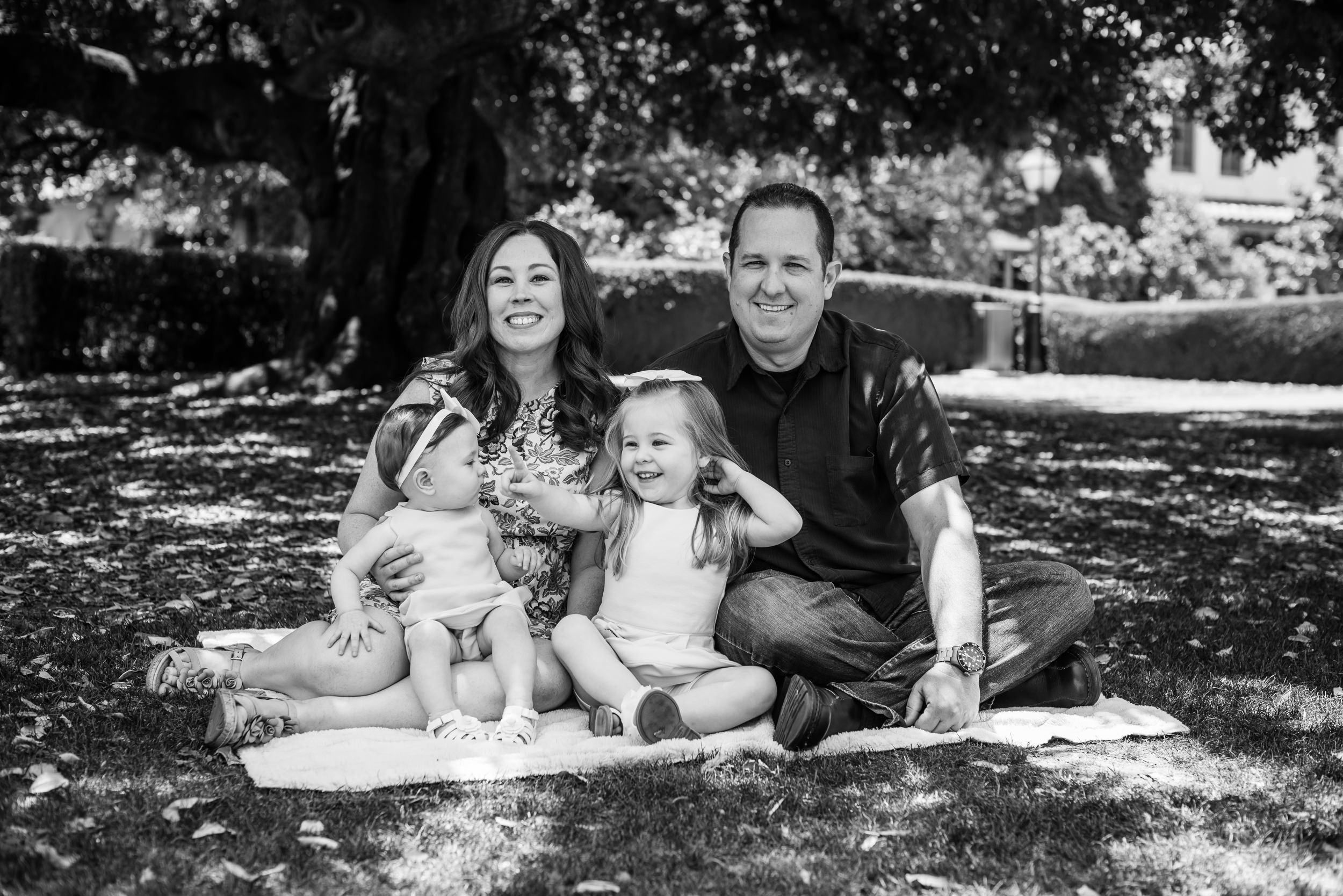 sFamily Session with Haylee, Emma, Meechelle, and Bryan-26.jpg