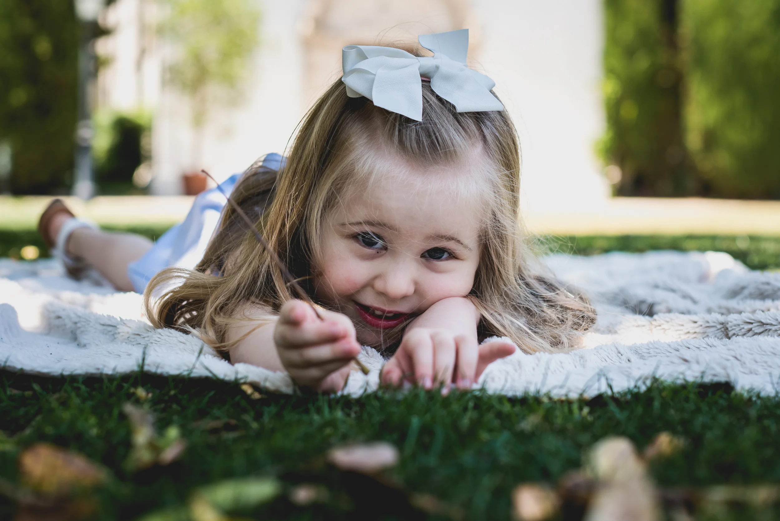 sFamily Session with Haylee, Emma, Meechelle, and Bryan-60.jpg