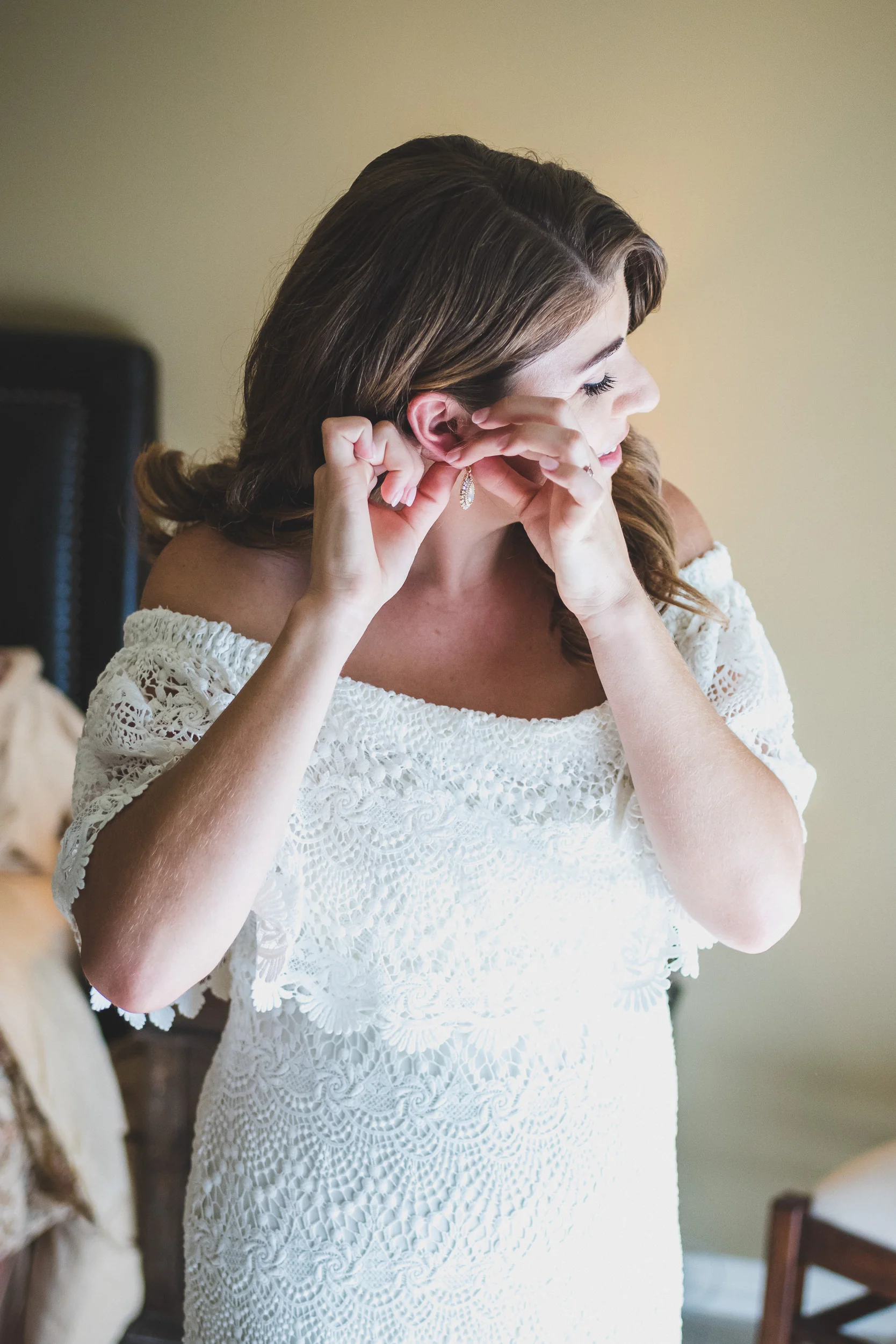 sKatie + Brandon - 01 Getting Ready-21.jpg