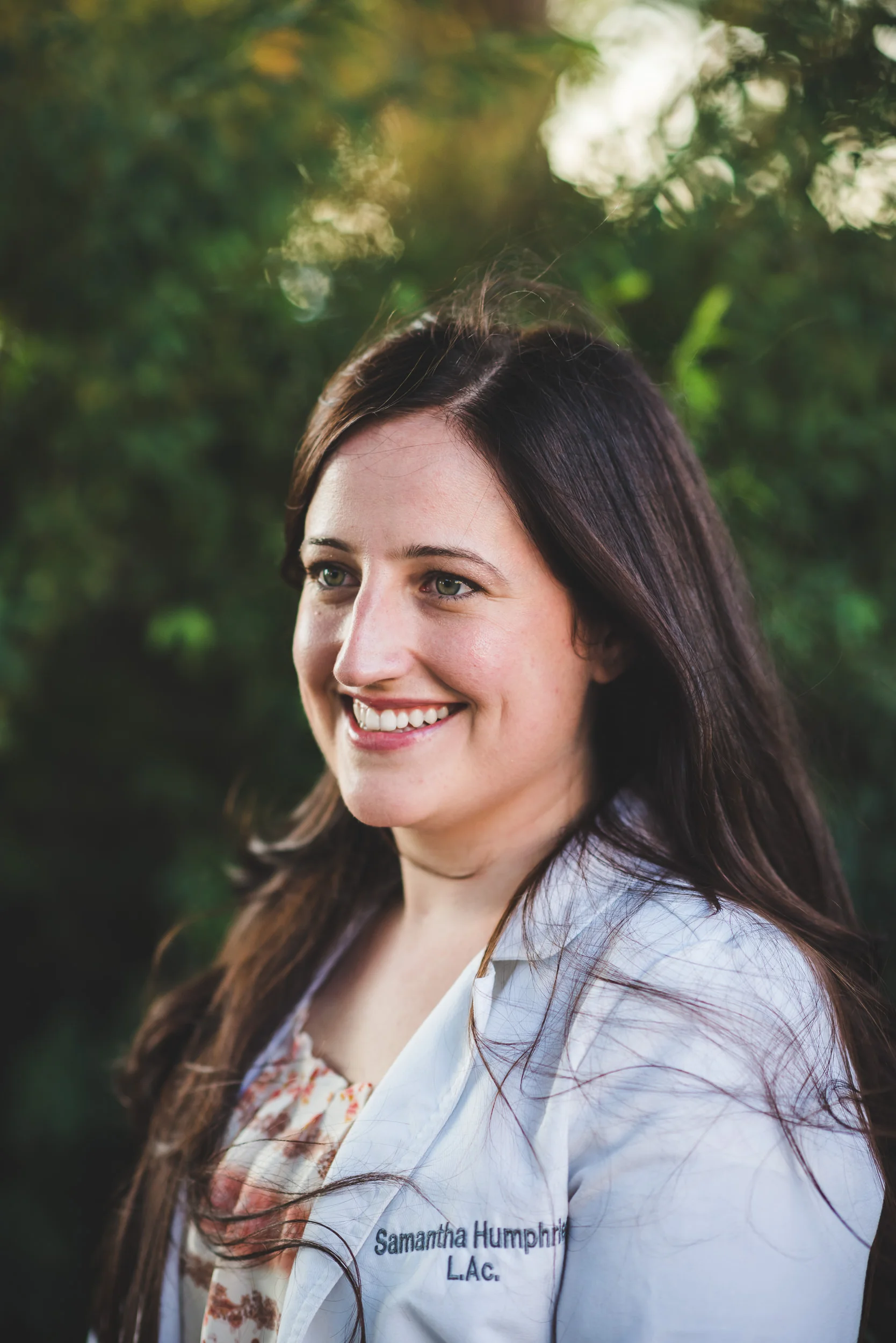 sSamantha Humphries - Headshots-15.jpg