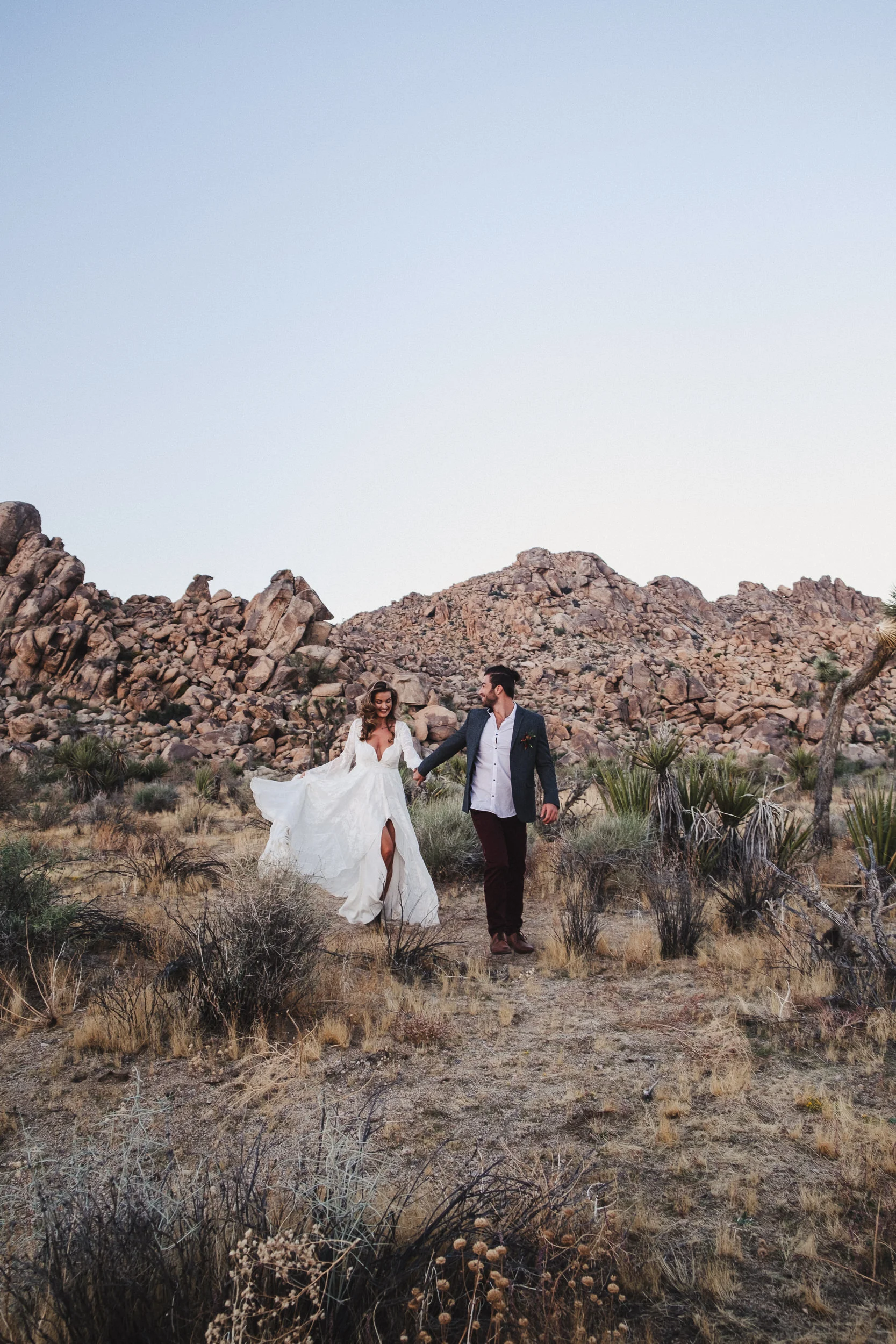 sMagdalena + Yoan - Elopement, Joshua Tree CA-13.jpg