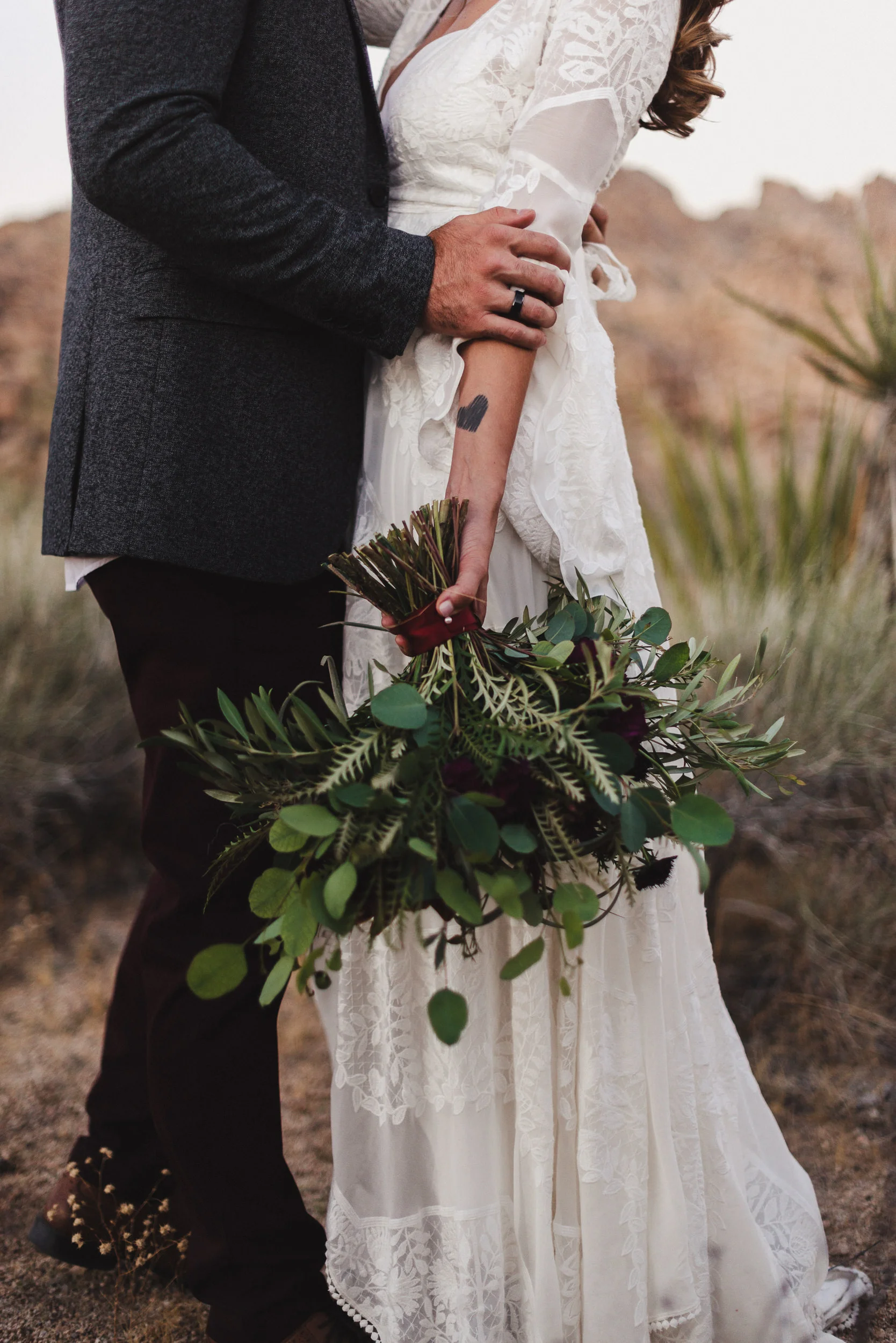 sMagdalena + Yoan - Elopement, Joshua Tree CA-127.jpg