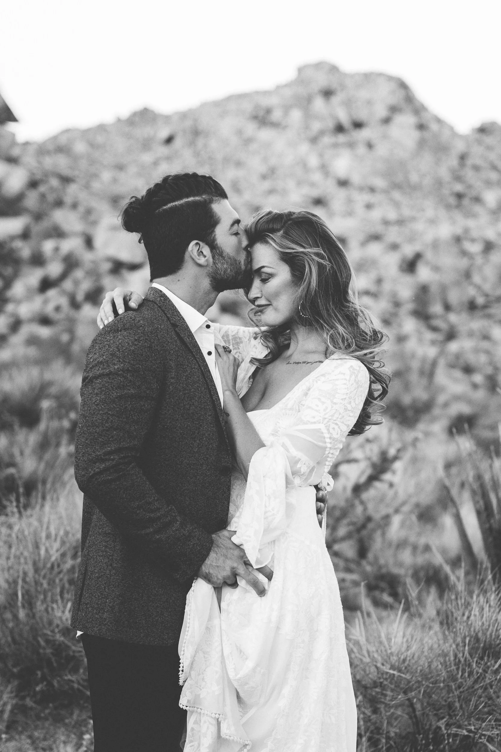 sMagdalena + Yoan - Elopement, Joshua Tree CA-108.jpg