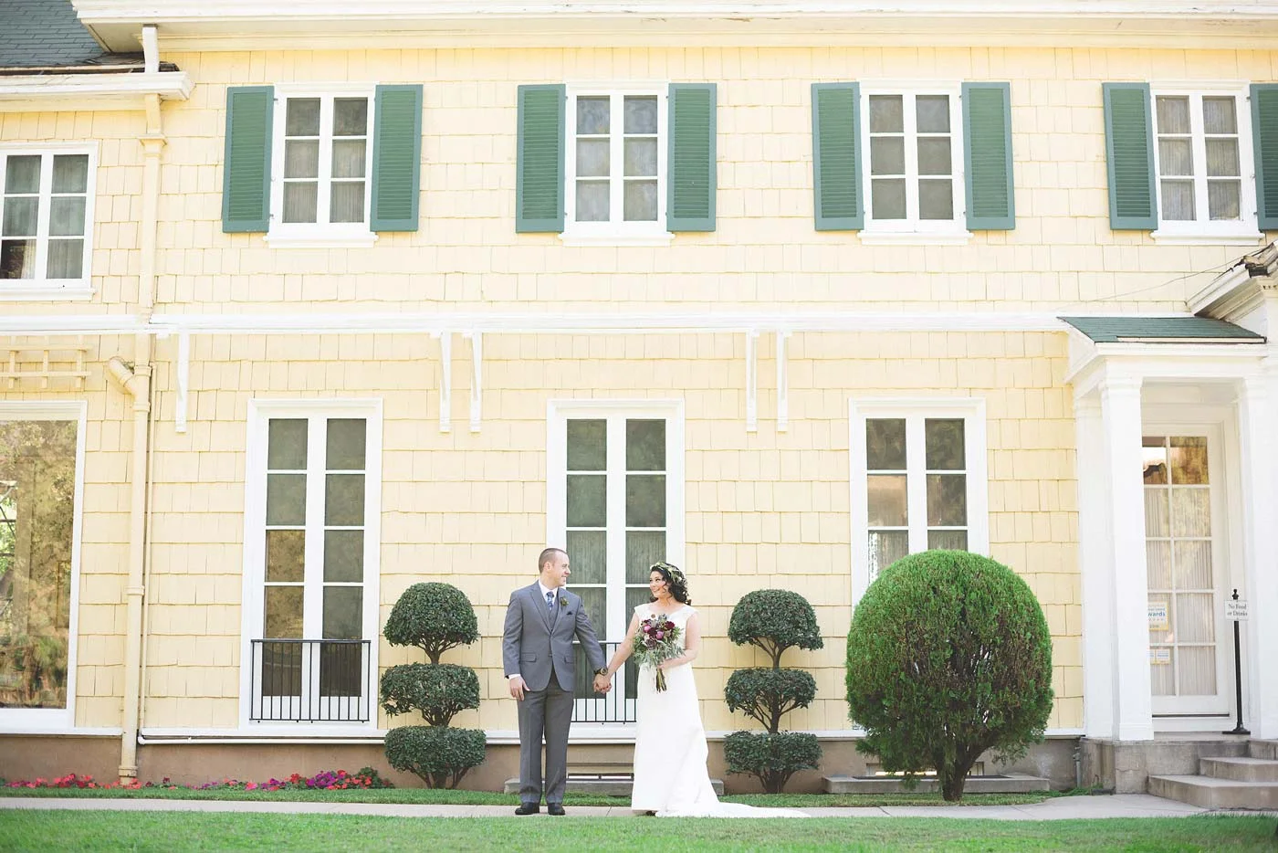 sJennifer-+-Scott---Lindley-Scott-House---03-Pre-Ceremony-7.jpg