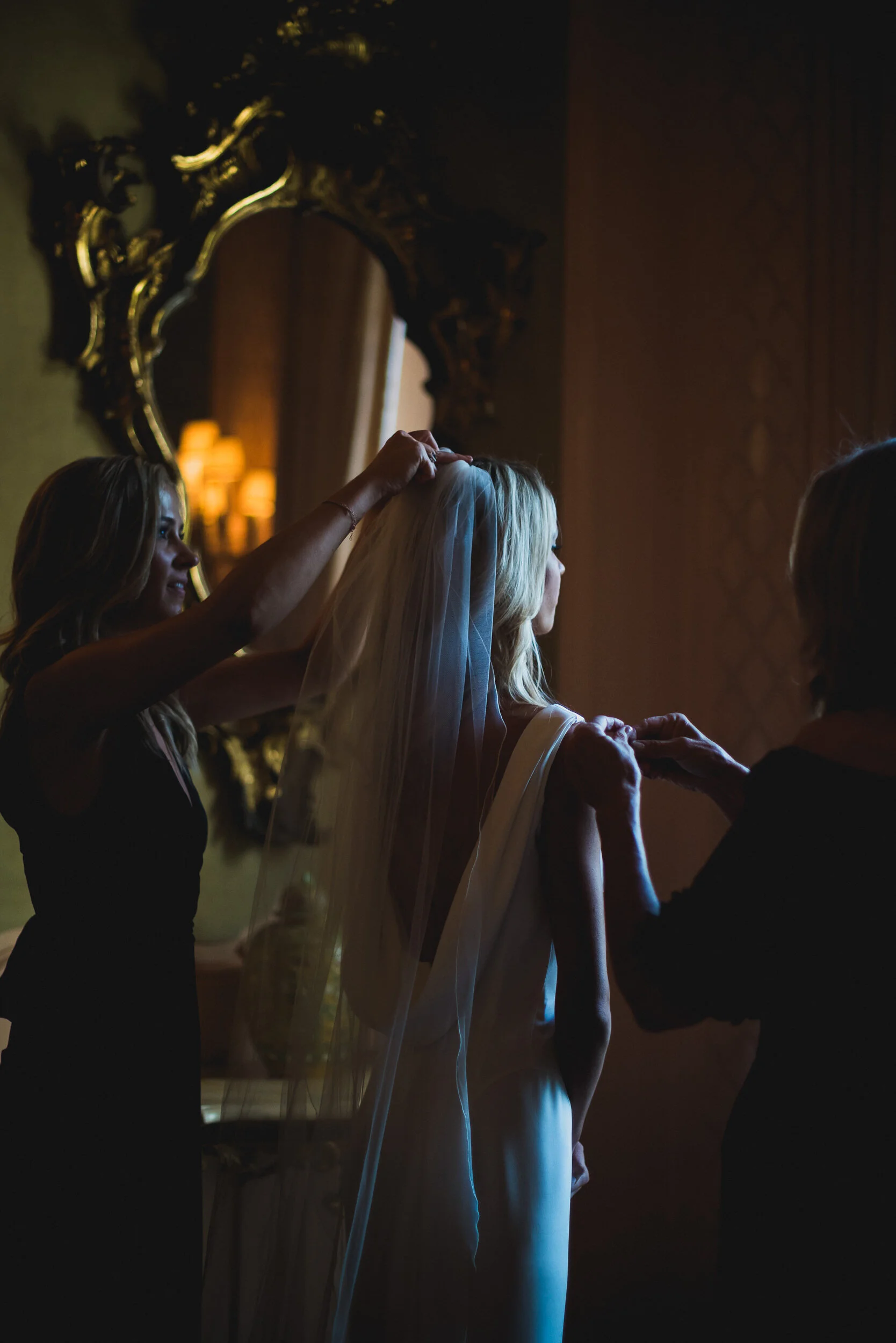 sC+J - California Club, Los Angeles 01 Getting Ready-51.jpg