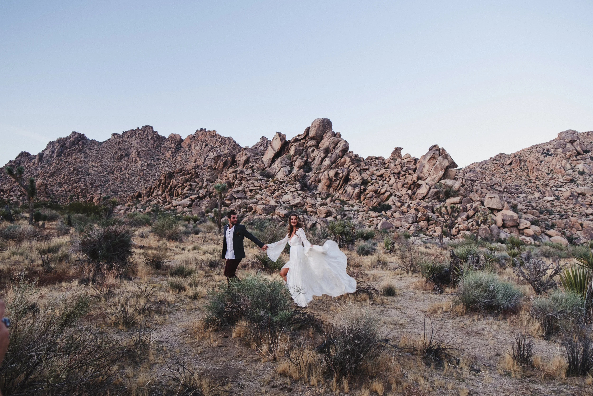 sMagdalena + Yoan - Elopement, Joshua Tree CA-15.jpg