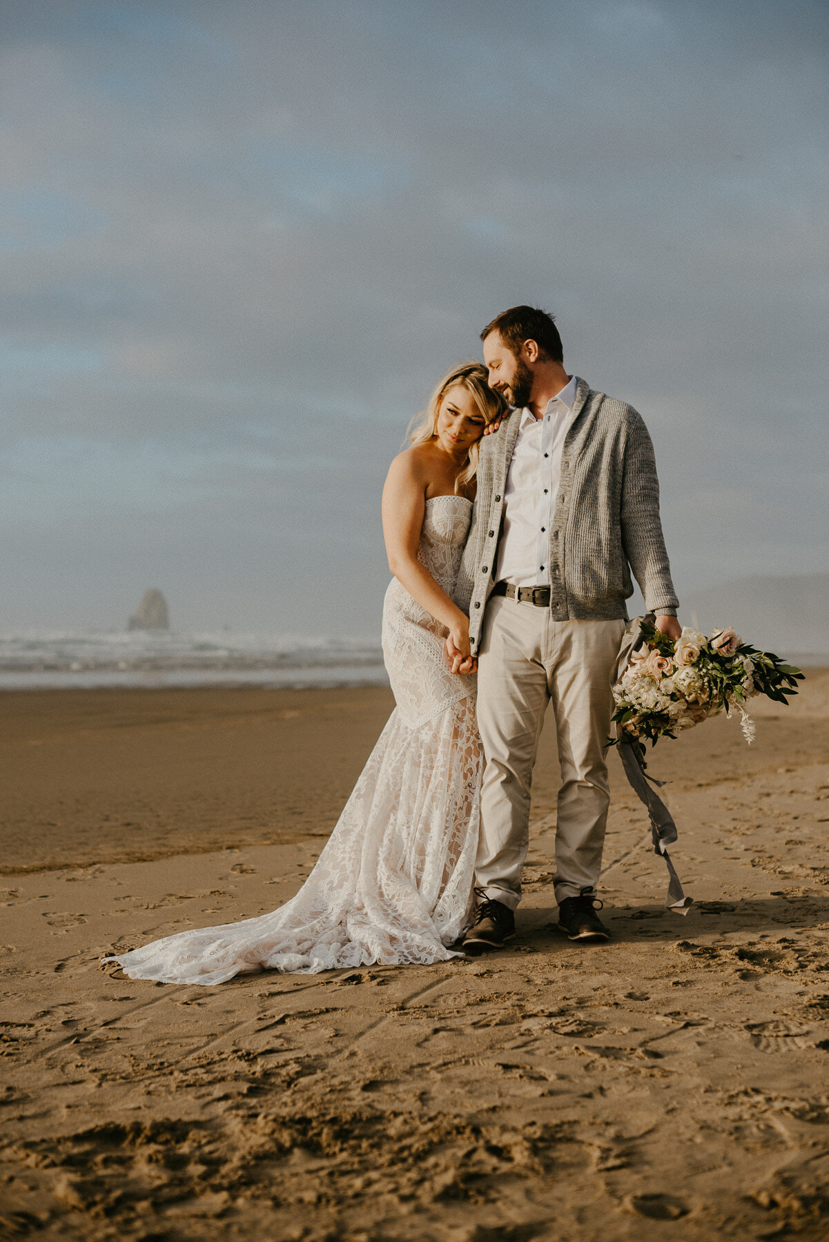 sKendra + Tim - Cannon Beach Oregon Wedding - IG Vaughntastic-123.jpg