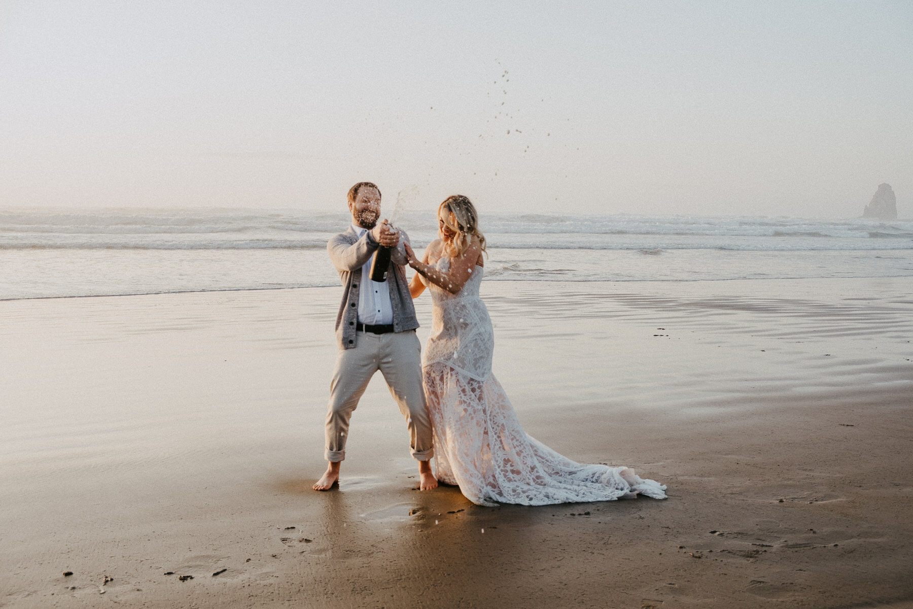 sKendra + Tim - Cannon Beach Oregon Wedding - IG Vaughntastic-210.jpg