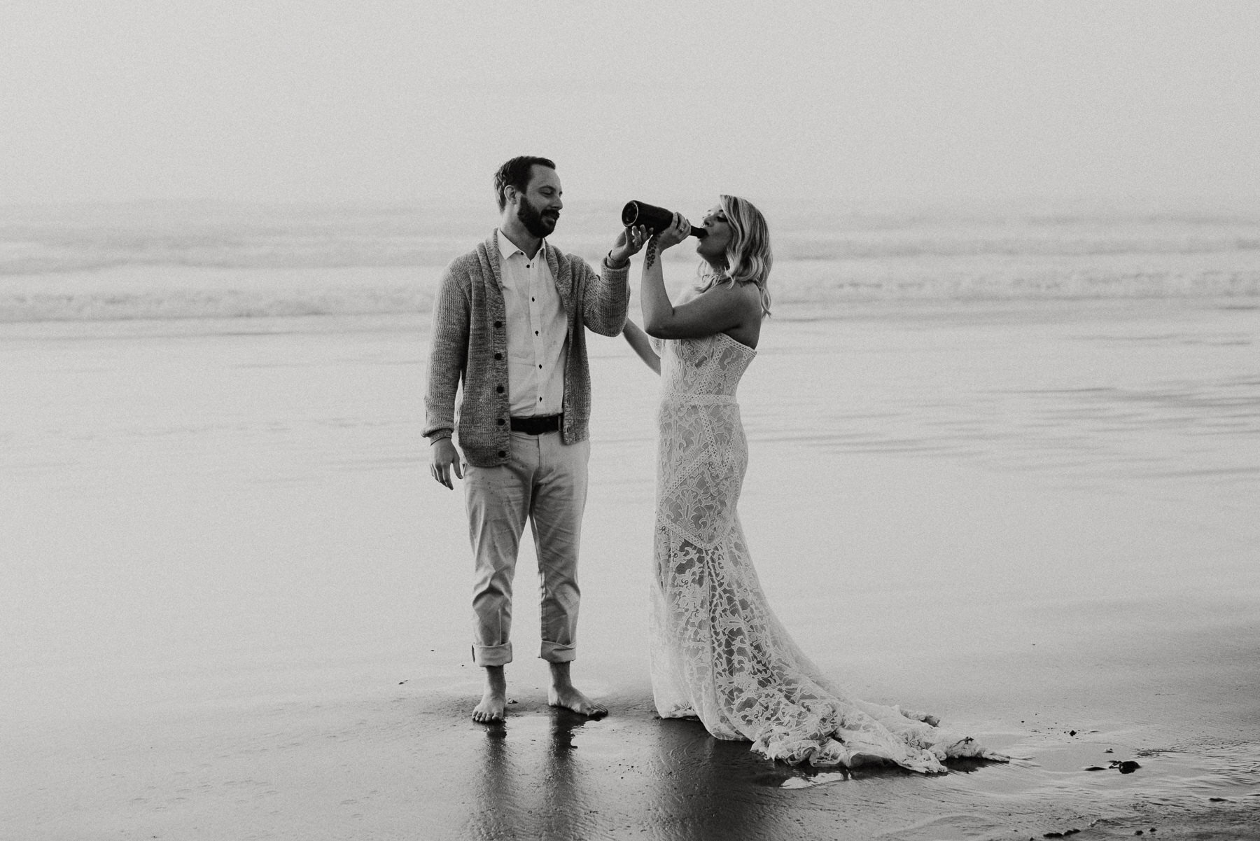 sKendra + Tim - Cannon Beach Oregon Wedding - IG Vaughntastic-220.jpg