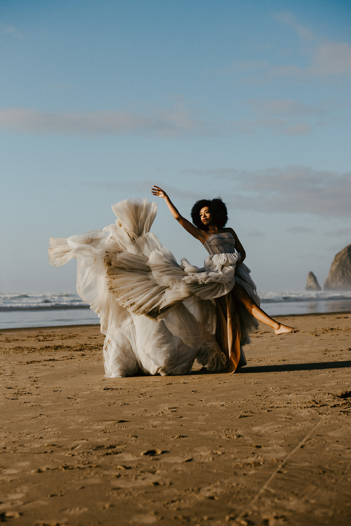 sAmber - Cannon Beach Bridal Editorial - IG Vaughntastic-48.jpg